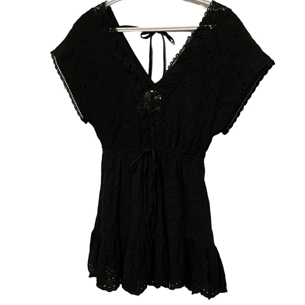 Sunday Mi Amor Black Eyelet & Lace Dress with Tie Back Size Small